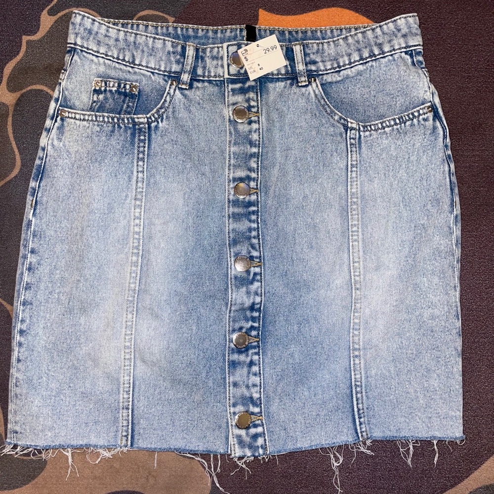Size 8 denim high waist skirt